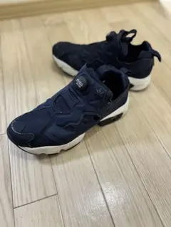 Reebok インスタポンプフューリー　24cm ネイビー