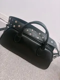 スタッズ付き 2WAY ミニボストンバッグ ブラック　新品未使用！のサムネイル