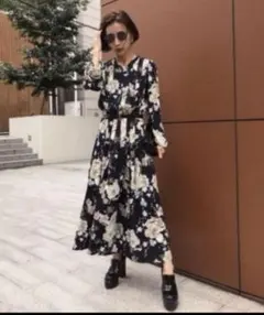 【美品】AMERI　ロングワンピース　花柄 2025年最新】ameri vintage ワンピース 花柄の人気アイテム