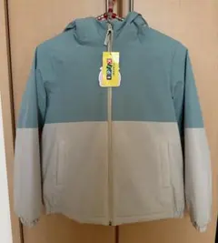 新品！　キッズ フード付きジャケット パーカー　140 しまむら　裏起毛　緑