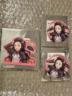 リロホテル　限定　鬼滅の刃　竈門禰豆子　缶バッジ　ステッカー　セット