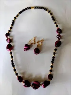 紫と黒のストライプ ネックレスとイヤリングセット