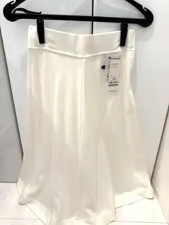 新品　チャンピオン　スウェットスカートのサムネイル
