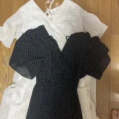 水玉模様のラップスタイルワンピース
