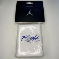 Item thumbnail for item 3227de9b-289a-4f62-a802-1512dfe030f9