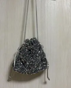 【値下げ】シルバー ビーズ装飾 巾着ショルダーバッグ
