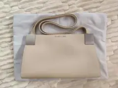 CHARLES & KEITH レザー レクタンギュラーショルダーバッグ