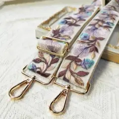 Item thumbnail for item 371bde3f-ee6e-4202-bf75-9018a7fe46cb