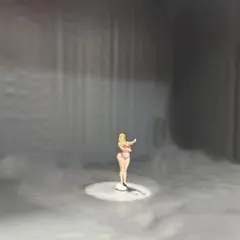 1/64 フィギュア 女性 ビキニ ジオラマ用 ミニチュア塗装済み