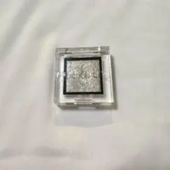 【addiction】ザ アイシャドウ スパークル 001SP