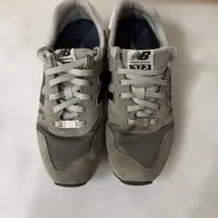 ニューバランス 373 スニーカー