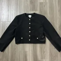 ブラック ショートジャケット ボタン付き