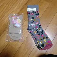 Bonne Maison ソックス ＆ ゆったりソックス 2足セットのサムネイル