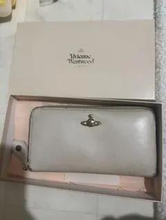 Vivienne Westwood 長財布 シルバー