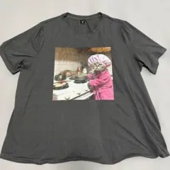 猫 グラフィック Tシャツ グレー