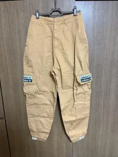 adidas originals ベージュ レディースカーゴパンツ XXSサイズ