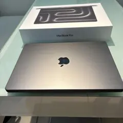 Apple MacBook Pro 14インチ M5 1TB 16GB 電源95