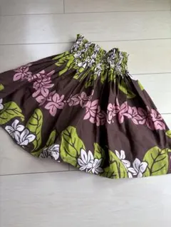 ケイキ　フラダンス スカート 茶色　花柄