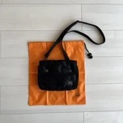 Item thumbnail for item c7e34ce0-1807-4270-b0cc-998ab10071bf