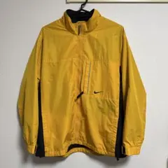 ナイロンジャケット 黄色