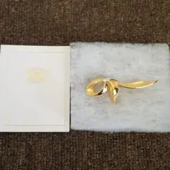 【美品】COSMO GOLD ブローチ