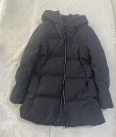 ユニクロ　シームレスダウン　ブラック　Sサイズ