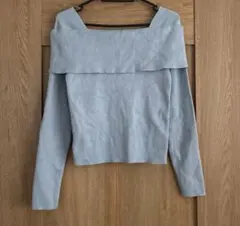 Dazy オフショルダー ライトブルー ニット　S