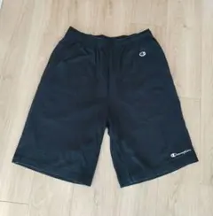 Champion メンズ黒 ショートパンツ　Mサイズ