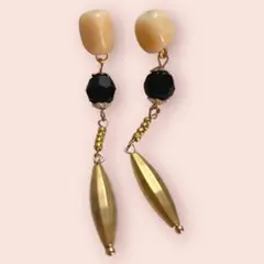 ピアス　ロング　レトロ　モダン　ヴィンテージ　エスニック　ビーズ　古着