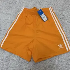 新品 アディダスオリジナルス ショートパンツ Sのサムネイル