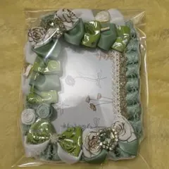 硬質ケース　IDケース　グリーン×ホワイト