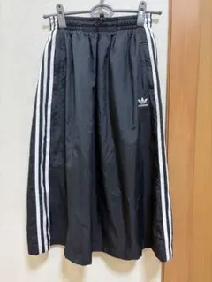 希少⭐︎アディダス　adidas Originals ナイロン　ロングスカートのサムネイル
