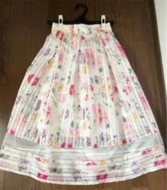 tocco closet 花柄スカートのサムネイル