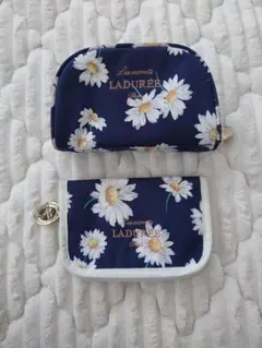 LADUREE ポーチ 2点セット　ネイビー　デイジー柄のサムネイル