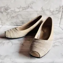 DIANAダイアナパンプスコンフォートスクエアトゥ　ベージュ23センチ