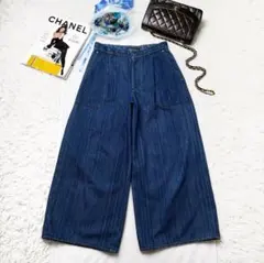 Item thumbnail for item 361c22f6-fb4e-4550-9cd3-89f65a0f48ba