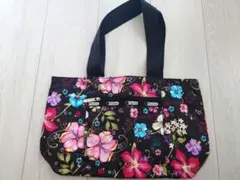 LeSportsac　フラワープリント リバーシブルトートバッグ　ポーチセット