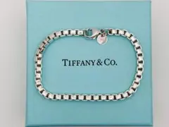 Item thumbnail for item 2658bb94-58e6-4c55-bd2e-1a16cf842e97