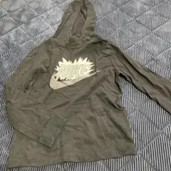 NIKE 140 薄めトレーナー