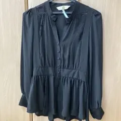ペプラムブラウス　黒　一部レース