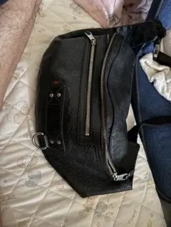 GUCCI グッチ ボディバッグ ブラック