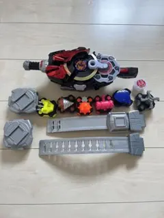新品　仮面ライダー ギーツ　変身ベルトとパーツセット　マグナムブーストホーム