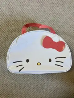 ハローキティー　エナメルミニバッグ