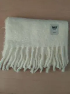 REPIPI アイボリー フリンジマフラー