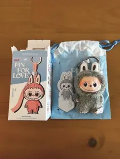 ラブブ　シークレットカラー　箱あり　最終値下げ！ 2025年最新】labubu シークレットの人気アイテム - メルカリ