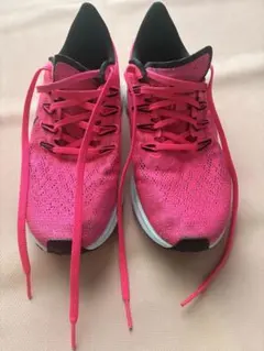 【美品】23cm NIKE ZOOM ランニングシューズ ピンクのサムネイル