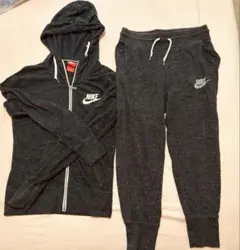 Nike ダークグレー 黒　ジャージ上下セット　S