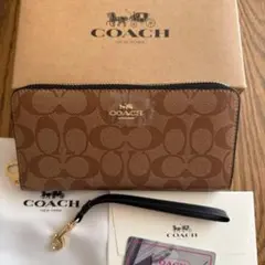 ✨新品✨ COACH コーチ 財布 長財布 ラウンドファスナー シグネチャー柄
