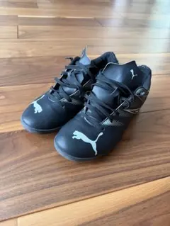 プーマ フットサルシューズ ブラック