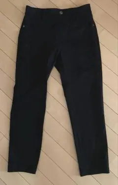 しまむら　CLOSSHI ストレッチ　パンツ　長ズボン　黒　M また下61